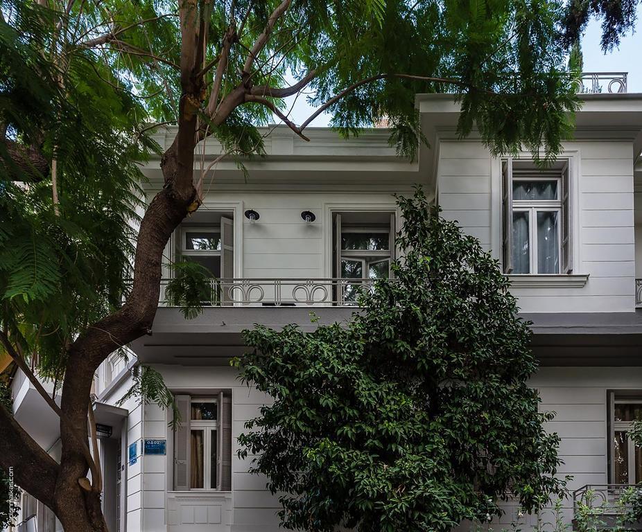 1930's Athenian House By Yha * Atenas